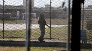 Detención de migrantes en EEUU alcanza su máximo histórico en 2021