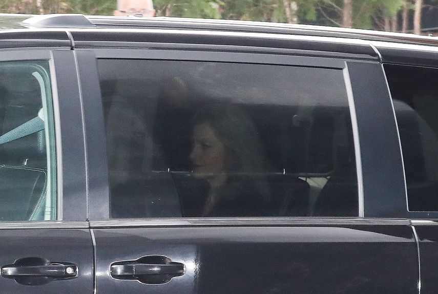 Allison Hooker, una funcionaria de la Casa Blanca que maneja los asuntos de&nbsp;Corea, sale de un hotel en el centro de Seúl. EEUU y Corea del Norte se han estado reuniendo para organizar una cumbre entre los dos países.