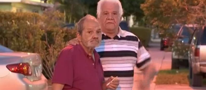 Pedro Nuñez, de 69 años, ha estado bajo el cuidado de su hermano Miguel desde que era paciente de esquizofrenia en Cuba.