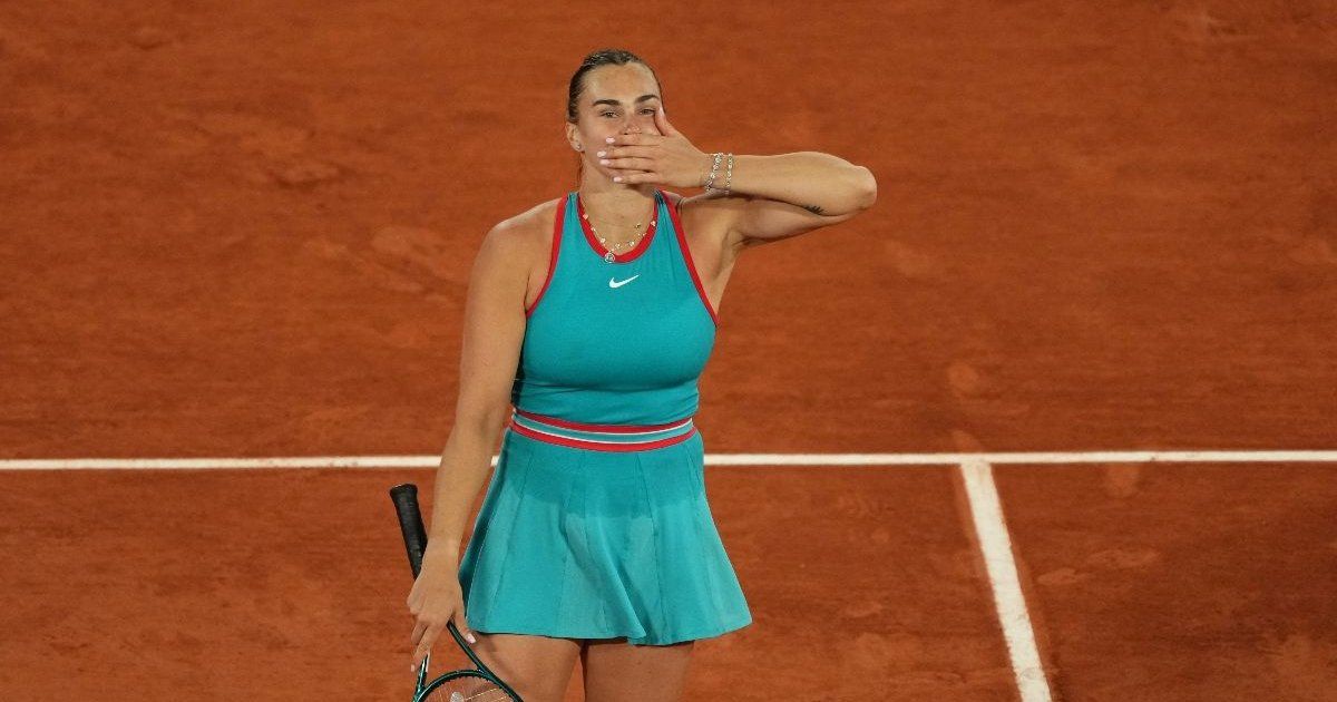 Sabalenka hace historia en Roland Garros al vencer a Swiatek y llegar a su primera final en París