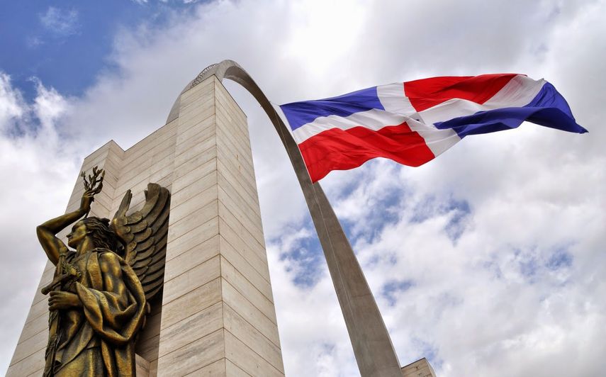 Vista parcial del monumento en la Plaza de la Bandera, ubicada en la ciudad de Santo Domingo, en República Dominicana.