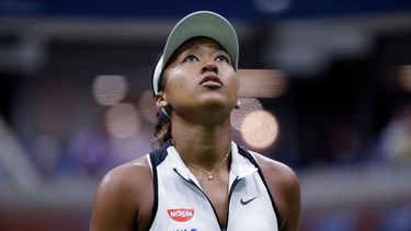 Naomi Osaka queda fuera de competencia