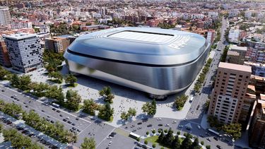 Además, el Real Madrid añade que la reforma del estadio Bernabéu producirá nuevos ingresos&nbsp;que servirán, junto a financiar las obras, para incrementar notablemente los ingresos recurrentes que permitan mantener el liderazgo deportivo y económico del club en las próximas décadas.&nbsp;
