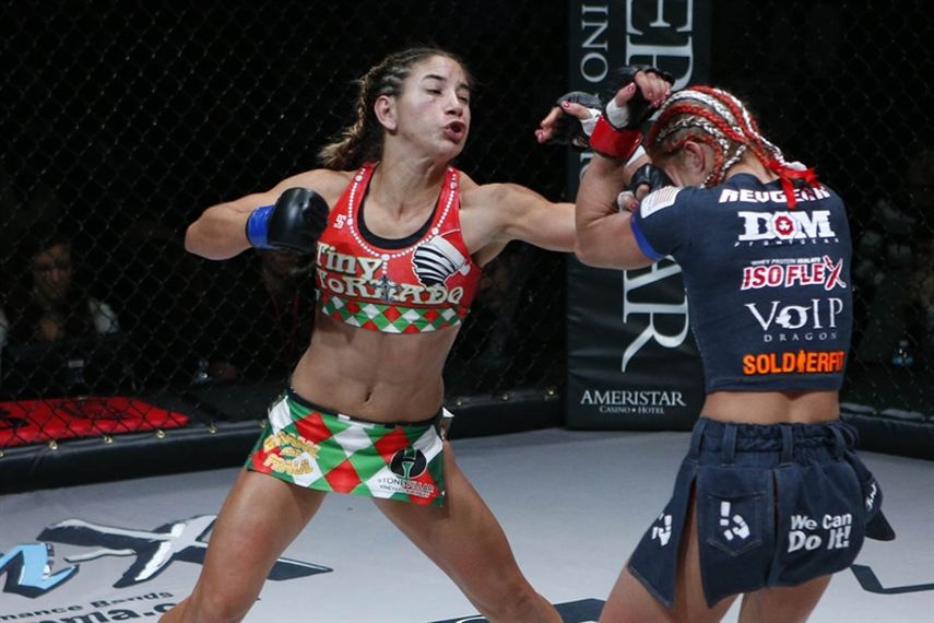 La peleadora de UFC sigue empeñada en buscar el cinturón del peso paja