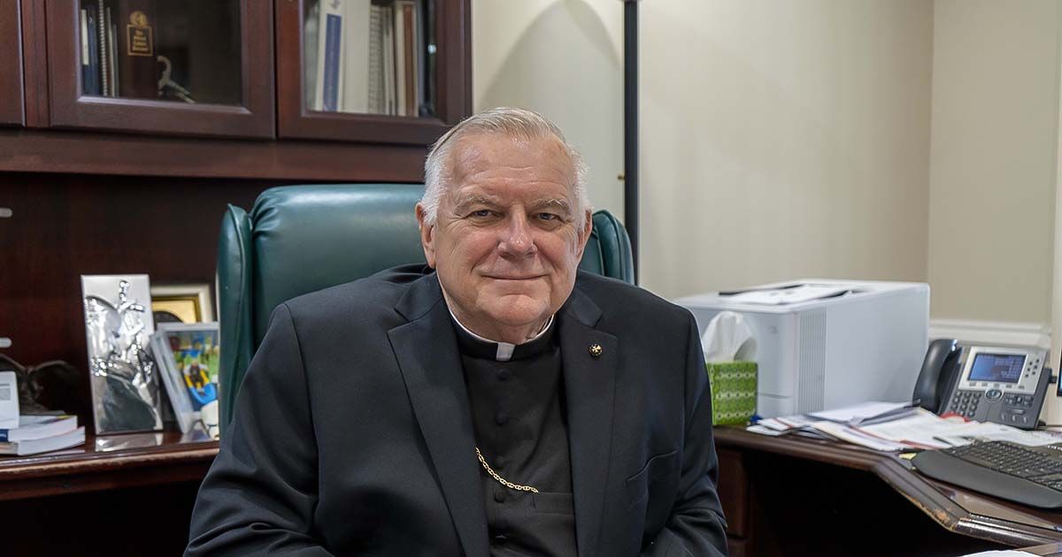 Arzobispo de Miami pide al nuevo papa alzar su voz frente a dictaduras en Latinoamérica