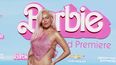 La cantante colombiana Karol G llega para el estreno mundial de Barbie en el Shrine Auditorium de Los Ángeles, el 9 de julio de 2023.
