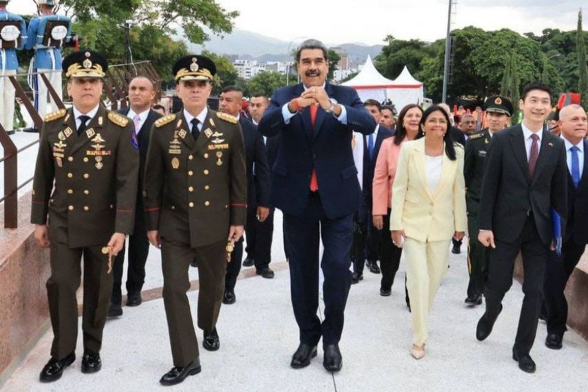 Nicolás Maduro, el Alto Mando militar y funcionarios del régimen encabezaron este miércoles 3 de septiembre un acto en homenaje a China