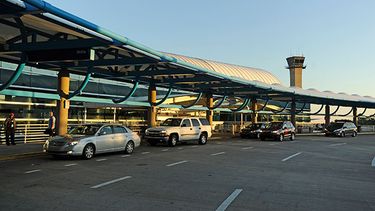 Aeropuerto de Jacksonville. (AP Photo/The Florida Times-Union, Bob Self)