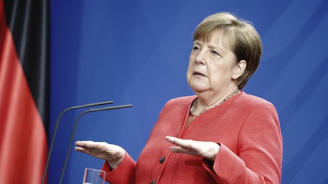 La canciller de Alemania, Angela Merkel, se dirige a los medios durante una conferencia de prensa en Berlín, Alemania, el viernes 19 de junio de 2020, tras una reunión por videoconferencia con miembros del Consejo Europeo.&nbsp;
