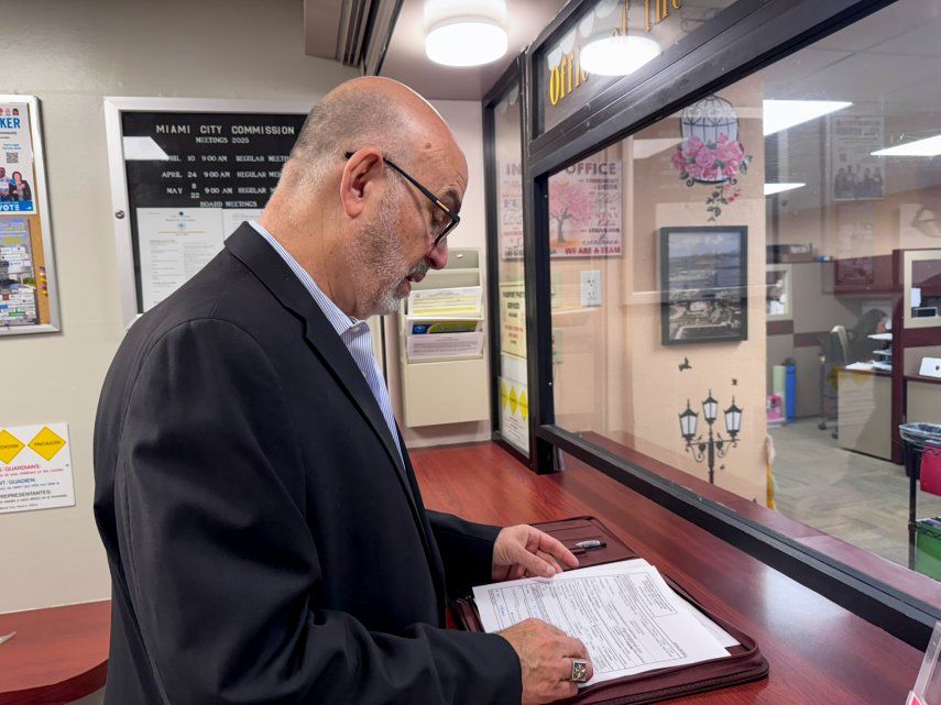 Emilio González, candidato a la alcaldía de Miami.