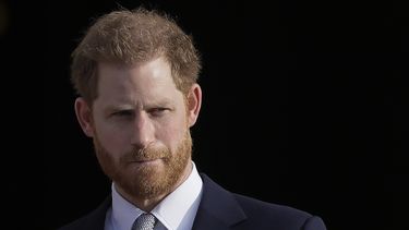 En esta foto de archivo del 16 de enero de 2020, el príncipe Harry de Gran Bretaña arriba al palacio de Buckingham en Londres. 