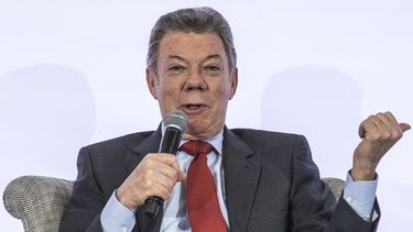 Santos remarcó que la dejación de armas es el primer paso para la construcción de la paz