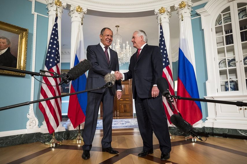 El secretario de Estado de los Estados Unidos, Rex Tillerson (d) con el ministro de Exteriores ruso,&nbsp;Serguéi&nbsp;Lavrov&nbsp;(i), en el Departamento de Estado en Washington.