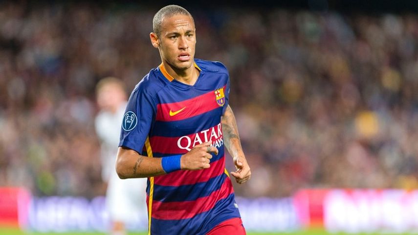 Neymar no descarta irse a otro club. (ARCHIVO)