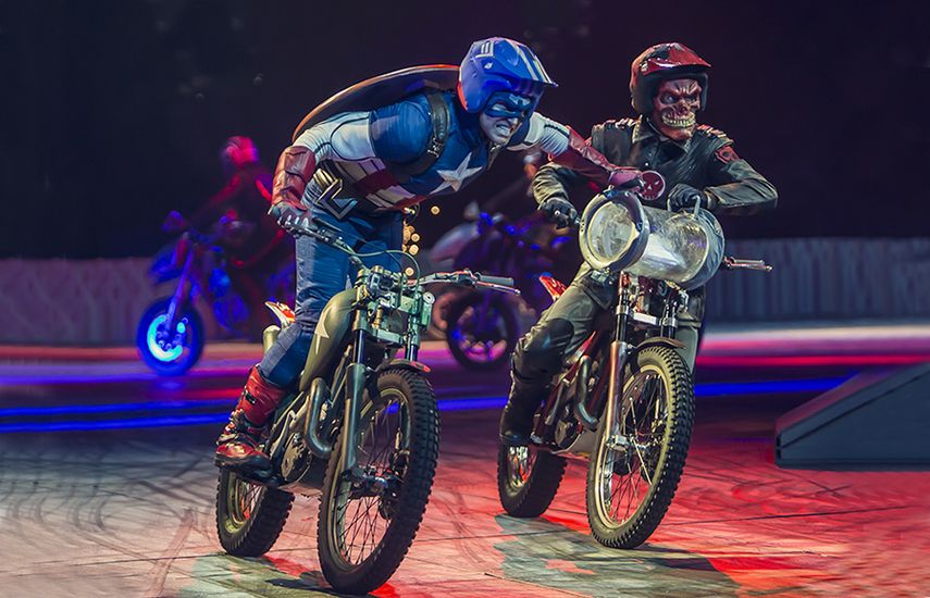 Captain America y Red Skull, en acción. (CORTESÍA)