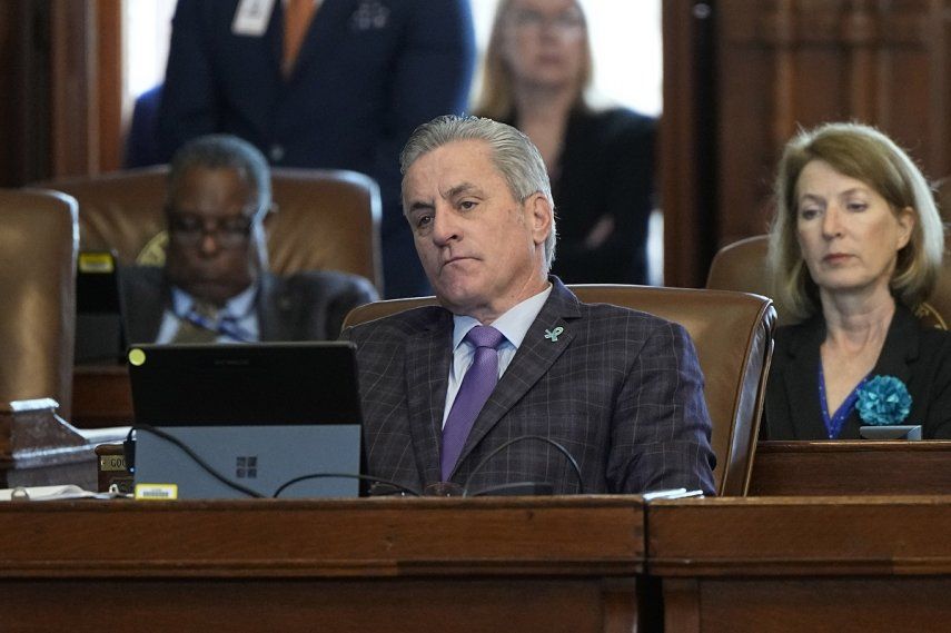 El diputado estatal de Texas Sam Harless, republicano de Spring, durante un debate en la Cámara de Representantes, en Austin, Texas, el 9 de mayo de 2023.&nbsp;