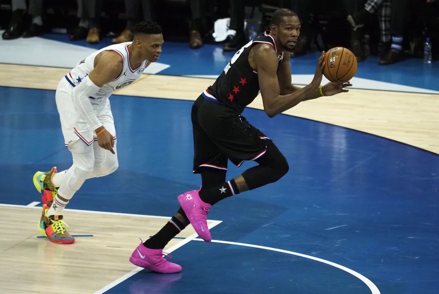 Ha sido algo muy especial el volver a tener este premio y además conseguir la victoria en un partido que todos sabemos que no tiene mayor importancia deportiva, pero que apetece ganar, comentó Durant al concluir el encuentro y tras haber recibido el premio de MVP