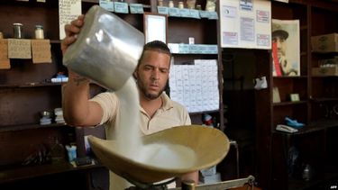 Cuba de vender a comprar azúcar en conflictos bélicos
