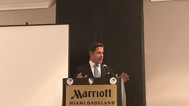 El superintendente escolar de Miami-Dade, Alberto Carvalho.