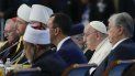 El papa Francisco, segundo por la derecha, asiste al 7mo Congreso de Líderes del Mundo y Religiones Tradicionales en Nursultán, Kazajistán, el miércoles 14 de septiembre de 2022. El papa Francisco, segundo por la derecha, asiste al 7mo Congreso de Líderes del Mundo y Religiones Tradicionales en Nursultán, Kazajistán, el miércoles 14 de septiembre de 2022.