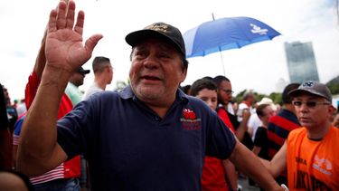 El cinco veces campeón mundial se sumó a las protestas realizadas el miércoles en Panamá.