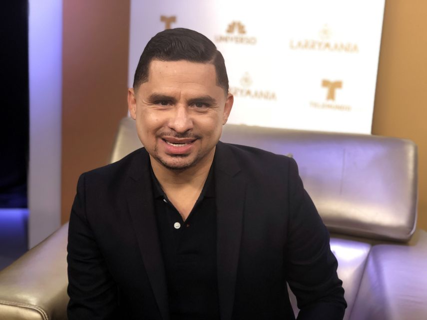 El cantante Larry Hernández.&nbsp;