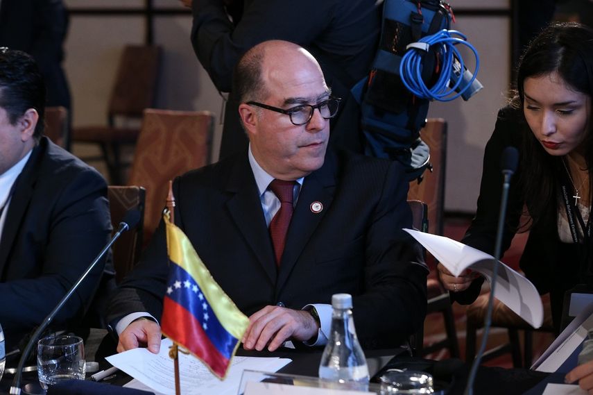 Julio Borges, embajador del presidente encargado de Venezuela, Juan Guaidó, ante el Grupo de Lima, durante la XII reunión de Cancilleres este 15 de abril de 2019 en Santiago de Chile.