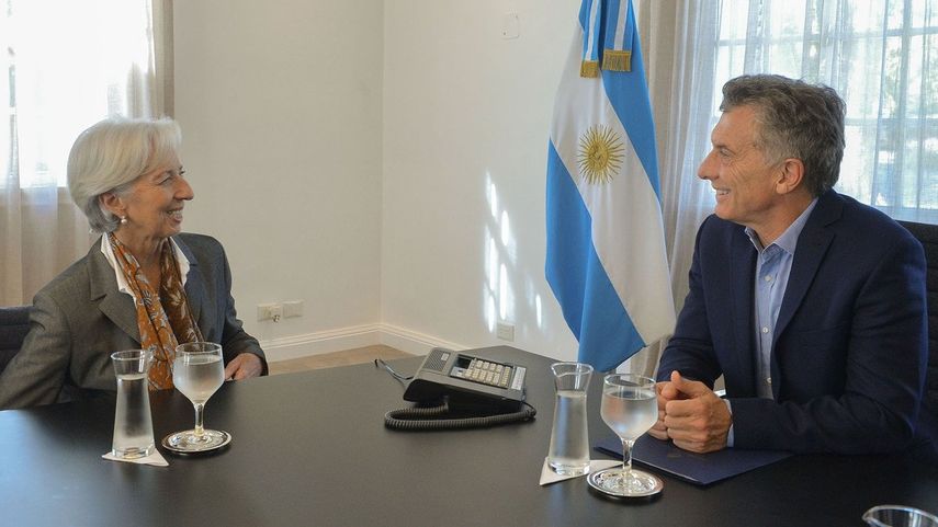 El preisidente de Argentina, Mauricio Macri y la directora del FMI, Christine Lagarde., 