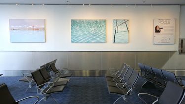 Pools, de Maritza Caneca, estará en exhibición hasta finales de marzo en MIA Galleries, en el Aeropuerto Internacional de Miami.&nbsp;