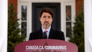 El primer ministro Justin Trudeau se dirige a canadienses sobre la situaci&oacute;n de coronavirus desde la residencia Rideau Cottage en Ottawa, Ontario, el mi&eacute;rcoles 25 de marzo de 2020.&nbsp;
