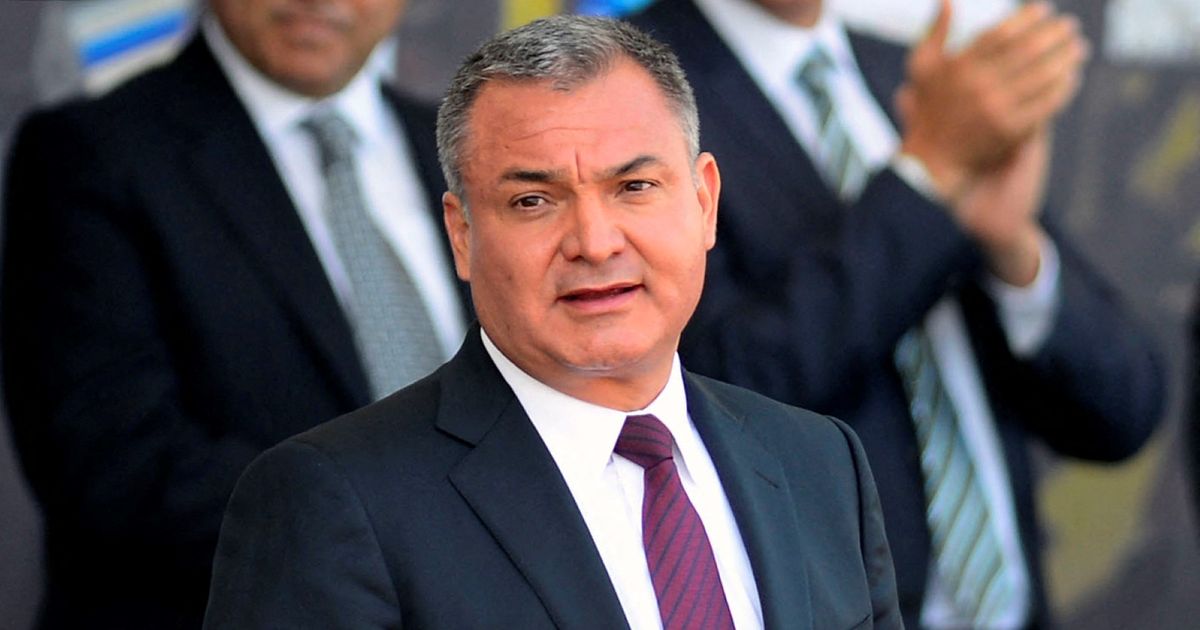 EEUU condena a exministro de Seguridad mexicano a pagar más de $2.400 millones por red de sobornos