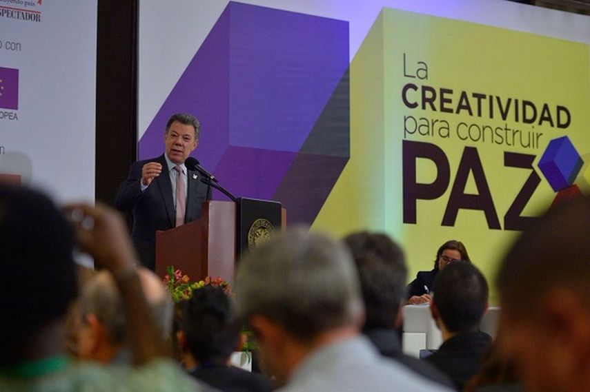 Santos dijo además que toda transición, todo cambio es complicado (TWITTER: @JuanManSantos)