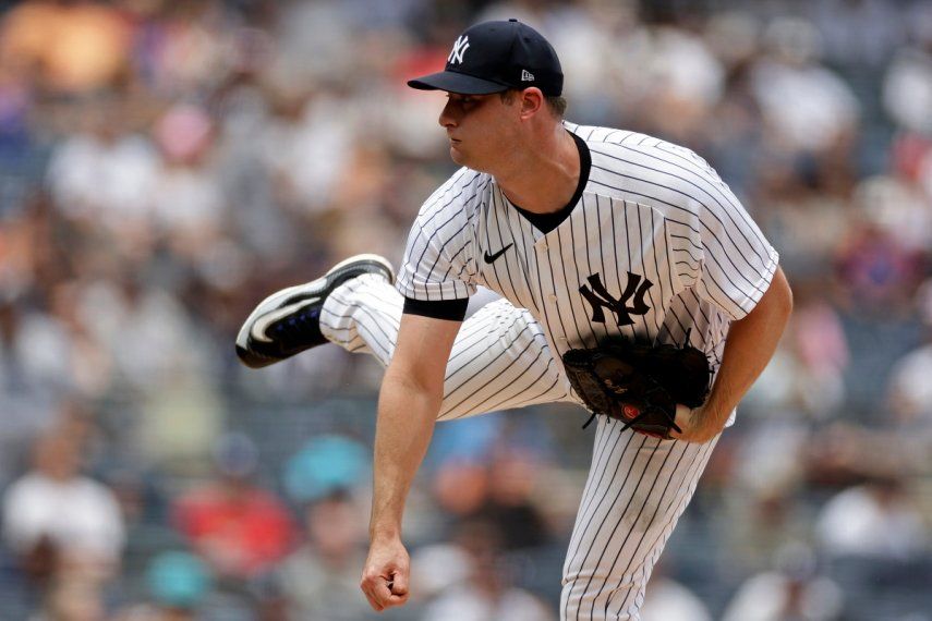 El lanzador de los Yanquis de Nueva York, Gerrit Cole, trabaja en la primera entrada del encuentro ante los Cachorros de Chicago, el sábado 8 de julio del 2023.  El lanzador de los Yanquis de Nueva York, Gerrit Cole, trabaja en la primera entrada del encuentro ante los Cachorros de Chicago, el sábado 8 de julio del 2023.