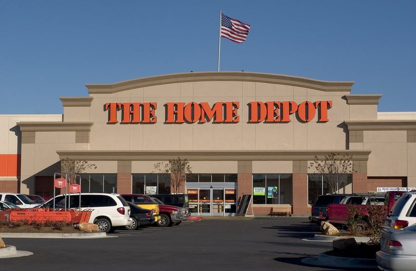 Home Depot explicó en un comunicado que desde el año 2002 hasta la fecha devolvió a sus accionistas unos 73.000 millones de dólares a través de su programa de recompra de acciones.