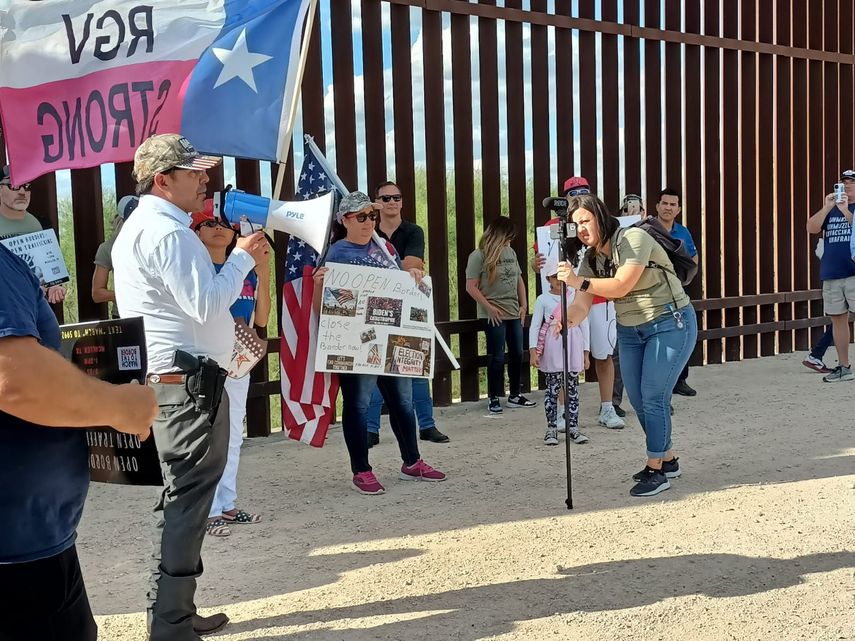 Activistas realizaron una marcha para visualizar ante el mundo la crisis en la frontera sur de Estados Unidos.