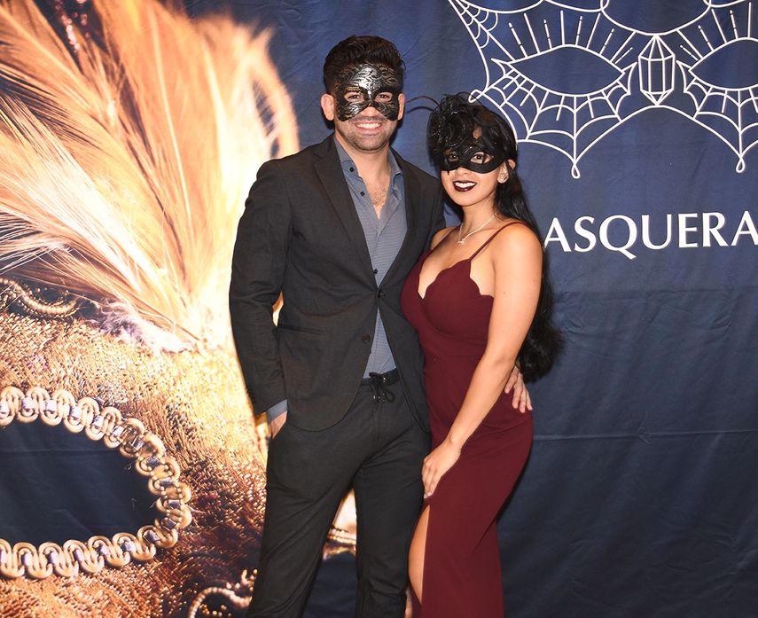 David Hérnandez junto a Bianca Recinos.