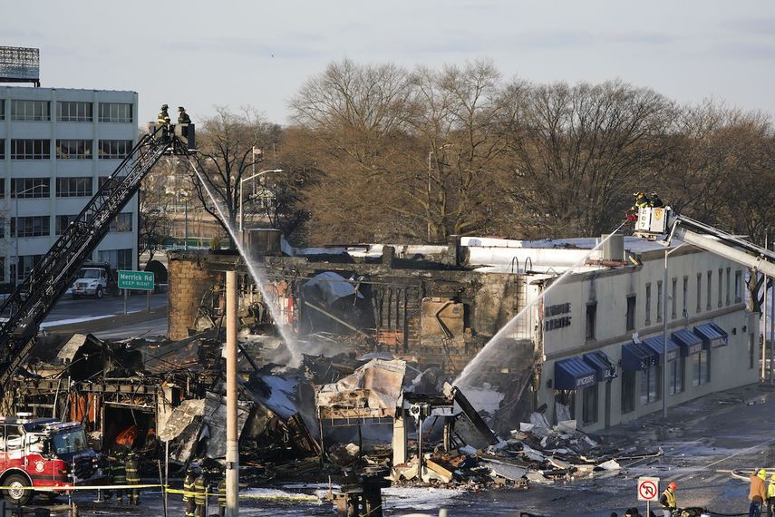 La escena después de la explosión en Rockville Centre, Long Island, Nueva York, el 16 de febrero del 2022.&nbsp;
