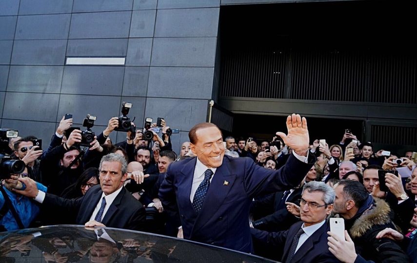 Berlusconi ha asegurado en los últimos meses que participará en la próxima campaña de las elecciones generales, aunque fue condenado por fraude fiscal en 2013 y está inhabilitado para ejercer cualquier cargo público hasta 2019.
