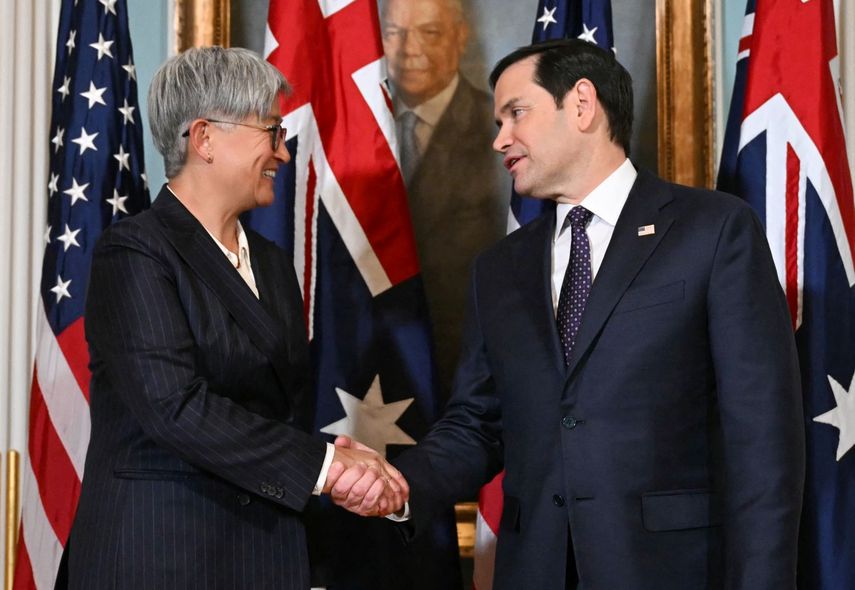 El jefe de la diplomacia estadounidense, Marco Rubio, dialoga con su homóloga australiana  Penny Wong.