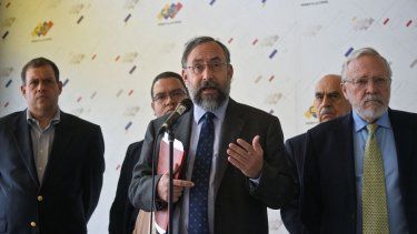 El presidente de la Comisión de Primarias, Jesús María Casal, anunció desde el CNE de Venezuela, la instalación de la &nbsp;Comisión Mixta, el año pasado, antes del constante asedio del régimen de Maduro. &nbsp;