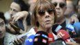 En esta imagen de archivo, Gisele Pelicot habla con reporteros a su salida de un tribunal en Avignon, en el sur de Francia, el 5 de septiembre de 2024.&nbsp;