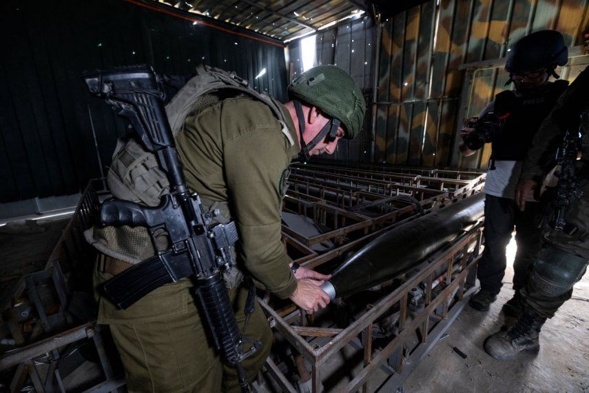 Fábrica de cohetes de Hamás en al-Bureij, en el centro de la Franja de Gaza, en medio de continuas batallas entre Israel y el grupo militante palestino Hamás.