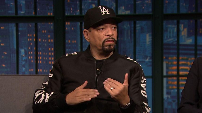 No es la primera vez que el rapero tiene problemas con la Policía. Hace tres décadas tocó la canción Cop Killer (Asesino de policías) y uno de sus álbumes se tituló Gangsta Rap (Rap del gángster, 2006).