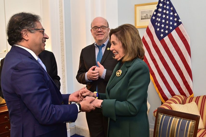 Gustavo Petro se reunió con la expresidenta de la Cámara de Representantes de Estados Unidos Nancy Pelosi y el demócrata Jim McGovern.