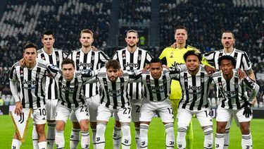 Los jugadores Juventus previo al partido contra Atalanta por la Serie A italiana, el sábado 27 de noviembre de 2021.