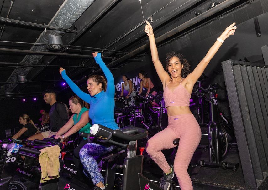 Adriana Cataño y Wendy Regalado en el evento dedicado a la salud del corazón.&nbsp;