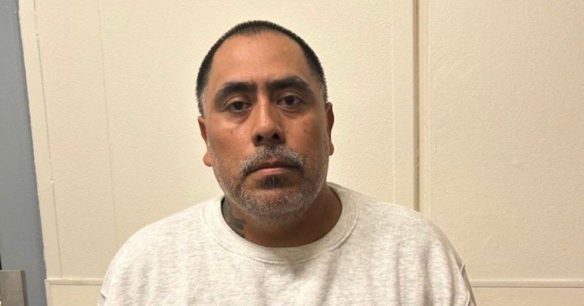 Detienen a presunto depredador infantil en granja de California; 14 niños migrantes rescatados