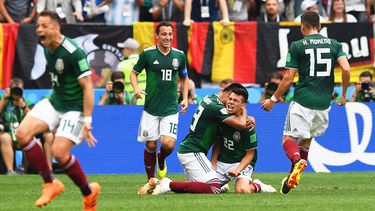 Hirving Lozano mandó el balón al fondo de la red al minuto 35 de la primera mitad para que el Tri venciera a los teutones por primera vez en un mundial.&nbsp;
