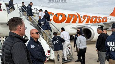 El régimen de Nicolás Maduro envió dos aviones de Conviasa para repatriar a venezolanos deportados