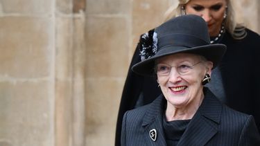 La reina Margarita II de Dinamarca se retira tras asistir a la misa de Acción de Gracias por el príncipe Felipe, duque de Edimburgo, en la Abadía de Westminster, en el centro de Londres, el 29 de marzo de 2022.